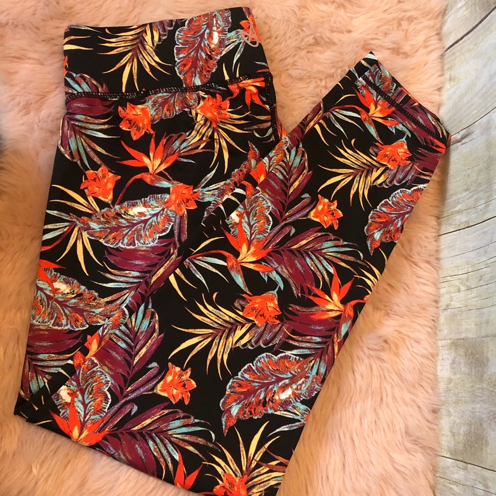 MinkPink Move Workout Leggings - Picture 1 of 5